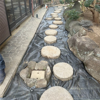 防草シート+砂利施工